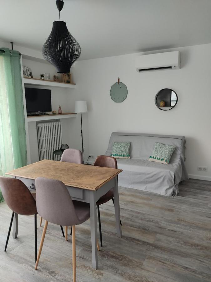 Appartement Climatise Avec Balcon,Wifi, Proche Remparts Avignon Kültér fotó