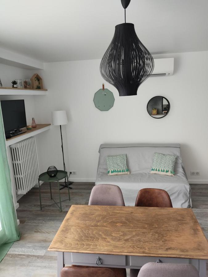 Appartement Climatise Avec Balcon,Wifi, Proche Remparts Avignon Kültér fotó